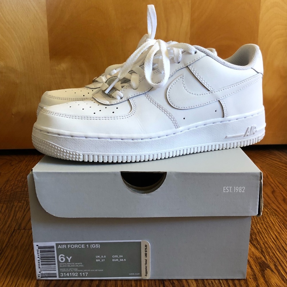 BRAND NEW AIR FORCE ONE ‘07
